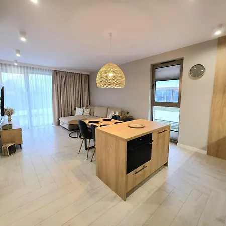 Tukan W Sarbinove Z Garazem - 365pam Apartment Sarbinowo