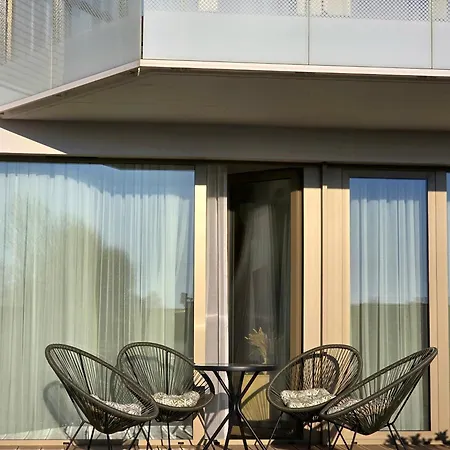 365pam - Tukan W Sarbinove Z Garazem *