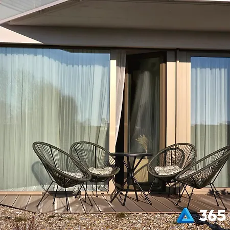Tukan W Sarbinove Z Garazem - 365pam Apartment Sarbinowo