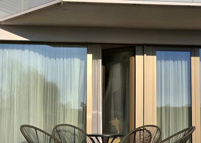 365pam - Tukan W Sarbinove Z Garazem *