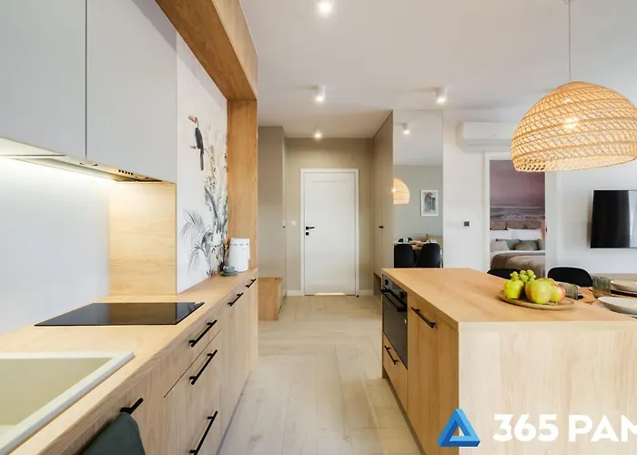 365pam - Tukan W Sarbinove Z Garazem